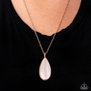 𝅺Teardrop Necklace